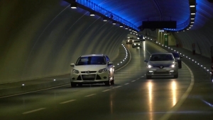 avrasya-tunelinden-5-yilda-79-milyon-arac-gecti