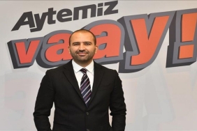 aytemiz-musterisi-yakitini-aracindan-inmeden-aliyor