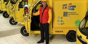 sok-marketler-cepte-sok-icin-elektrikli-teslimat-araci-filosu-kuruyor