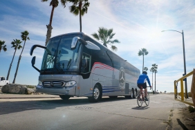 turkiyede-uretilen-mercedes-benz-tourrider-ilk-buyuk-siparisini-aldi