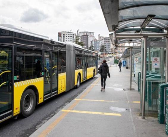 İstanbul’da Toplu Ulaşıma Yüzde 40 Zam Geldi