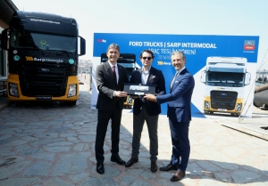 sarp-intermodal-ford-trucks-ile-filosunu-genisletiyor