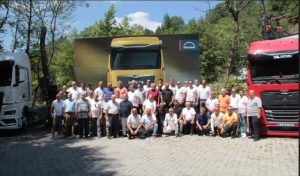 man-boluda-yilin-en-buyuk-toplu-arac-teslimatini-gerceklestirdi