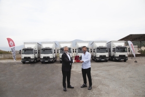 ser-antrepo-filosunu-renault-trucks-d-serisi-ile-guclendirdi