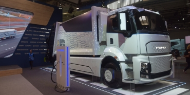ford-otosan-ilk-yuzde-100-elektrikli-kamyonunu-hannoverda-tanitti