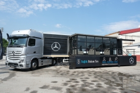 Mercedes-Benz Türk'ün Sağlık Bakım Tırı Düzce'de Yoğun İlgiyle Karşılandı 1 mercedes-benz-turkun-saglik-bakim-tiri-duzcede-yogun-ilgiyle-karsilandi