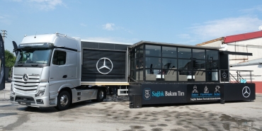 mercedes-benz-turkun-saglik-bakim-tiri-duzcede-yogun-ilgiyle-karsilandi
