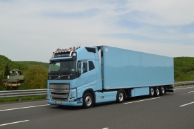 Transbatur Logistics İlaç Dışı Frigo Taşımalarını 4 Kat Artırdı 1 transbatur-logistics-ilac-disi-frigo-tasimalarini-4-kat-artirdi