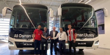 man-teslimatlarina-devam-ediyor-5-firmaya-7-adet-lions-coach-teslimati-yapildi