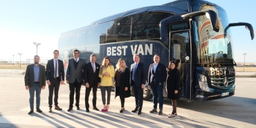 mercedes-benz-turk-best-van-turizme-travego-16-21i-teslim-etti