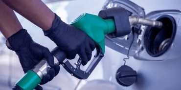 motorin-ve-benzine-cifte-indirim-geliyor