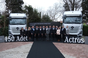 oz-trans-lojistik-150-adet-mercedes-benz-actros-ile-filosunu-guclendirdi