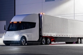 teslanin-tiri-gercek-kosullarda-36-ton-yukle-800-km-yol-kat-etti