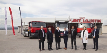 ant-lojistikin-zorlu-otomotiv-operasyonlarina-renault-trucks-d-serisi-kolaylik-katacak
