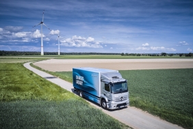 Daimler Truck, 2024 Yılında 500 KM Menzilli eActros LongHaul Kamyonu Seri Üretime Geçecek 3 daimler-truck-2024-yilinda-500-km-menzilli-eactros-longhaul-kamyonu-seri-uretime-gececek