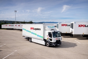xpodan-100-adetlik-renault-trucks-kamyon-yatirimi