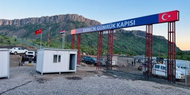 hakkari-derecik-gumruk-kapisi-acildi