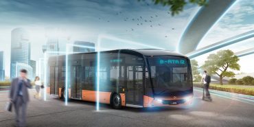 karsanin-12-metrelik-elektrikli-otobusu-e-ata-romanya-yolcusu