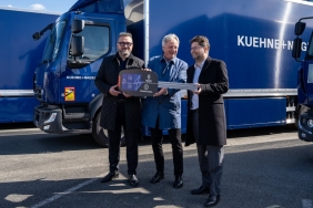 kuehnenagel-23-adet-renault-trucks-elektrikli-kamyonu-teslim-aldi
