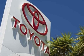 toyota-4-yildir-ilk-kez-net-kar-dususu-kaydetti