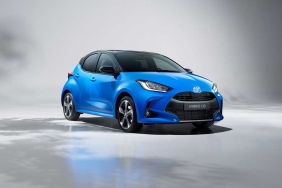 toyota-yaris-hybrid-yenileniyor