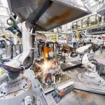 abb-robotik-teknolojisi-ile-renault-grubu-elektrikli-arac-fabrikasini-destekliyor