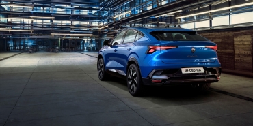 renault-rafale-dunya-lansmaniyla-yeni-coupe-suv-segmentine-adim-atti