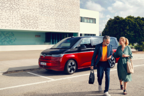 volkswagen-ticari-arac-yeni-multivan-ehybrid-modeliyle-turkiyede-satisa-hazirlaniyor