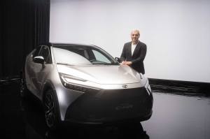 toyota-c-hr-turkiyenin-ilk-yerli-sarj-edilebilen-hibrit-modeli-olacak