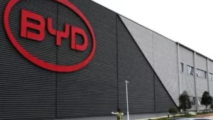 cinli-dev-byd-turkiyede-buyuyor-istanbul-ve-manisa-icin-is-ilanlari-acti