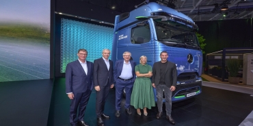 daimler-truck-iaada-karbon-notr-ulasimin-gelecegine-onculuk-ediyor