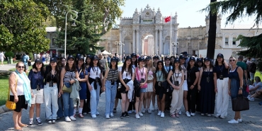 mercedes-benz-turk-yildiz-kizlari-istanbulda-bulusturdu