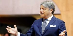 renault-ceosundan-kritik-uyari-markalar-dev-cezalarla-karsi-karsiya-kalabilir