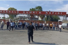 turk-soforler-akcakale-gumruk-kapisinda-akaryakit-ve-guvenlik-sorunlarini-protesto-ediyor