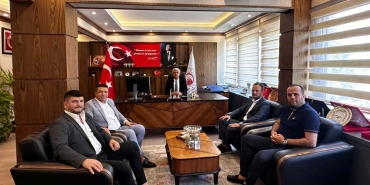 und-heyeti-gaziantep-gap-gumruk-ve-dis-ticaret-bolge-mudurlugunu-ziyaret-etti-sektorel-sorunlar-ve-cozum-onerileri-masaya-yatirildi