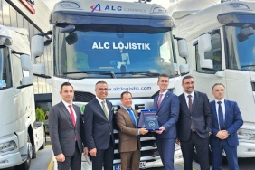 ALC Lojistik, Filosuna 5 Yeni DAF Çekici Ekleyerek Güçlenmeye Devam Ediyor 3 alc-lojistik-filosuna-5-yeni-daf-cekici-ekleyerek-guclenmeye-devam-ediyor