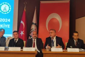Hopa, Sürdürülebilir Lojistikte Yeni Ufuklar Açıyor: İlk Uluslararası Kongreye Ev Sahipliği Yaptı 2 hopa-surdurulebilir-lojistikte-yeni-ufuklar-aciyor-ilk-uluslararasi-kongreye-ev-sahipligi-yapti
