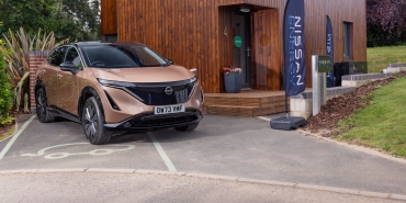 nissanin-v2g-teknolojisi-elektrikli-araclari-enerji-kaynagina-donusturme-vizyonu