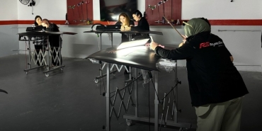 rs-otomotiv-grubundan-kadinlara-otomotivde-yeni-bir-meslek-kapisi-kadin-ustalar-yetisiyor-projesi