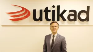 utikad-baskani-bilgehan-engin-atlas-lojistik-odulleri-sektordeki-basarilari-kutlamak-icin-bir-platform-sunuyor