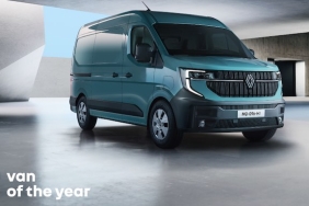 yeni-renault-master-verimlilik-ve-cok-yonlulukte-cigir-acan-2025in-uluslararasi-vani