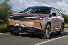 yenilikci-opel-grandland-elektrikli-mobilitenin-gelecegi-turkiyede-basliyor