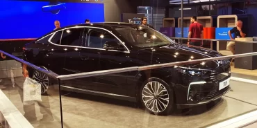 yerli-otomobil-togg-t10f-elektrikli-sedan-teknofestte-sahneye-cikti