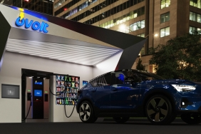 e-mobilitede-devrim-elektrikli-araclar-icin-yenilikci-kiosk-sarj-istasyonlari-evcharge-showda-tanitiliyor