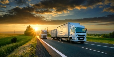 nakliyecilerden-yeni-yakit-yonetmeligine-sert-tepki-trafikte-kaos-ve-artan-maliyetler-bizi-bekliyor