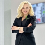 didem-aras-kocaslanlarda-yeni-bir-basariya-imza-atti-hem-otomotiv-hem-enerji-sektorlerinde-liderlik-ediyor