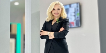 didem-aras-kocaslanlarda-yeni-bir-basariya-imza-atti-hem-otomotiv-hem-enerji-sektorlerinde-liderlik-ediyor