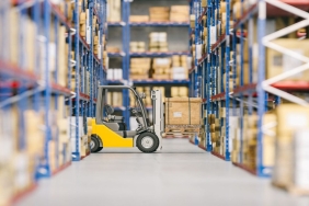 e-ticaretin-yukselisi-depolama-alanlarinda-kapasite-sorunu-yaratabilir