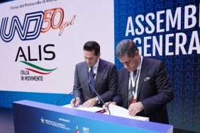 turkiye-ve-italya-arasinda-tasimacilikta-yeni-donem-und-ve-alis-guc-birligi-yapiyor