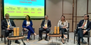 dhl-calisanlari-ve-is-ortaklari-innovation-that-moves-etkinliginde-lojistigin-gelecegini-konustu